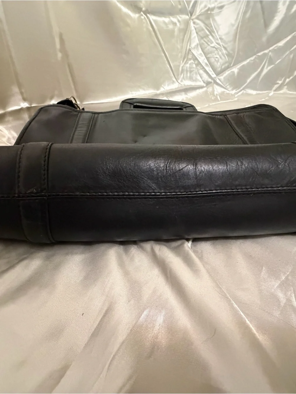 Vintage Black Genuine Leather Briefcase / Laptop Messenger Bag Shoulder Strap